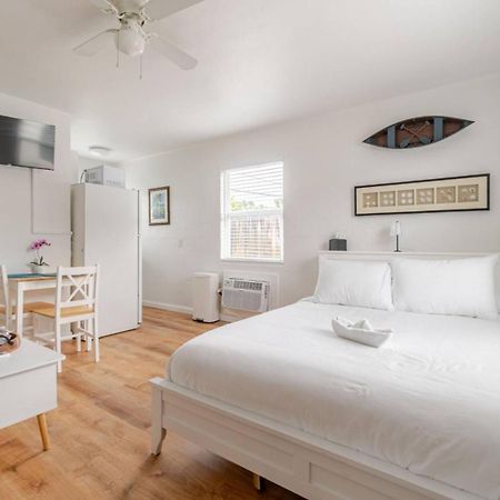 West Palm Beach Escape Hotel Екстериор снимка